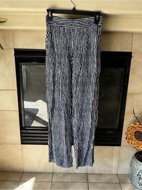 Wide Leg Stripe Pants in Black & White